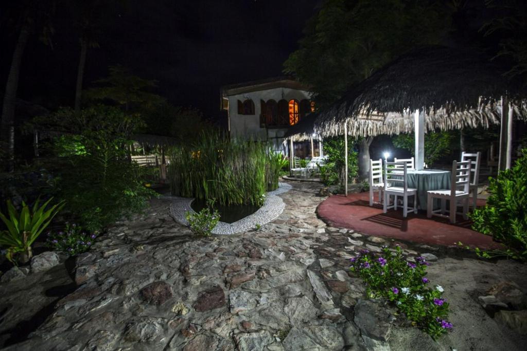 Chez Maggie Hotel & Restaurant Morondava Zewnętrze zdjęcie